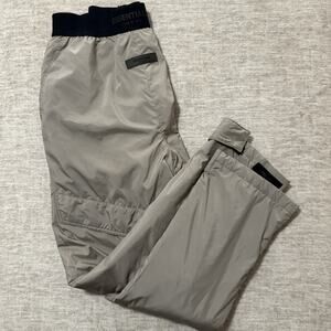 FEAR OF GOD PANTS SIZE: S 22SS FOG ESSENTIALS Storm Padded